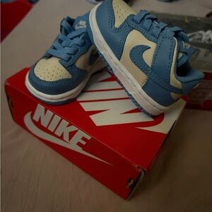 Nike Kids Cream and Blue Sneakers